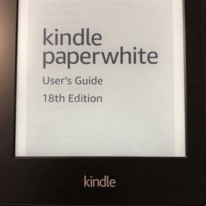 KINDLE Paperwhite by Amazon - Touchscreen